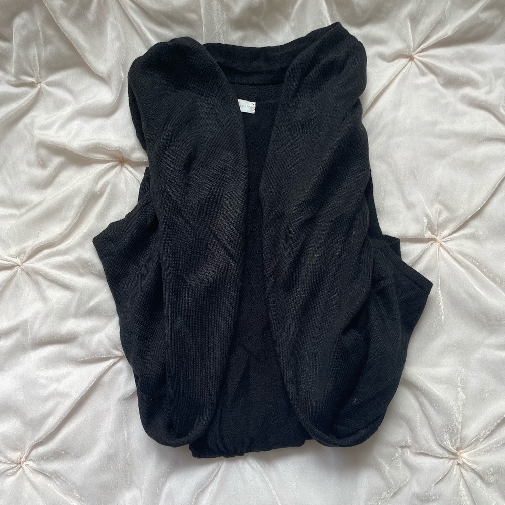 New York & Company, Black Sleeveless Flowy Vest, Size S